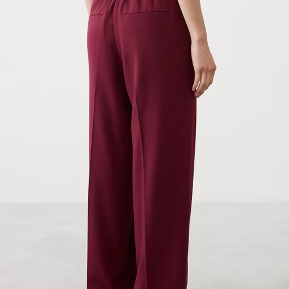 NWT Banana Republic Factory Hayden Wide Leg Pant, Bright Wine, 0 Tall - Picture 3 of 4